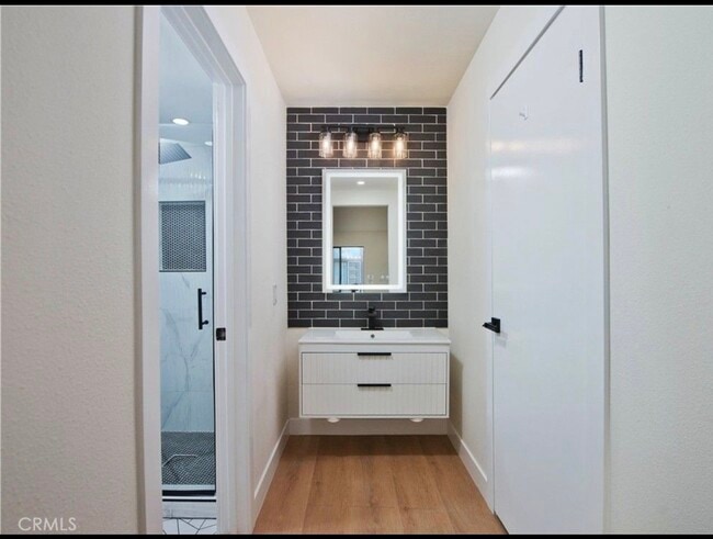 Photo - 18028 Saratoga Way Unit 557