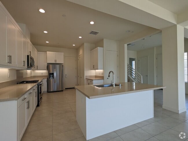 Building Photo - Beautiful Two-Story Four Bedroom Home at t...