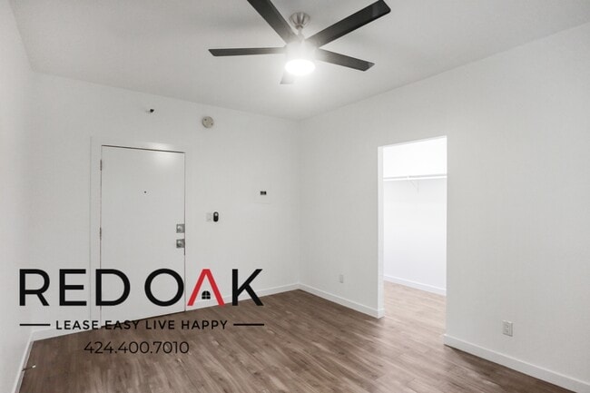Photo - 719 Heliotrope Dr Unit 204