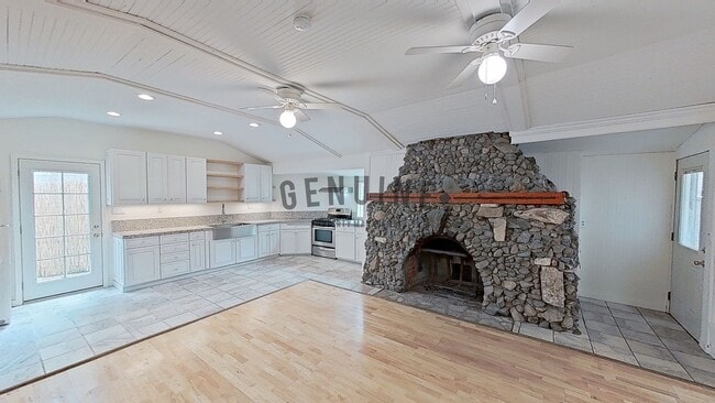 Adorable 2Bd 2Ba Home in Silverado Canyon - Adorable 2Bd 2Ba Home in Silverado Canyon