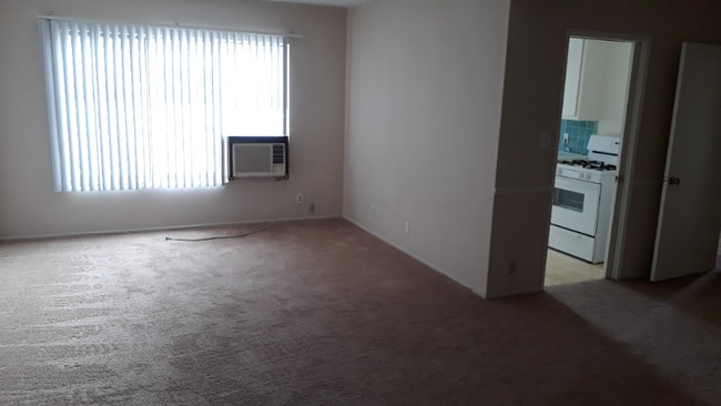 Photo - 4450 Murietta Ave Unit 17