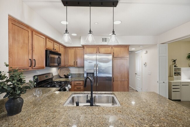 Photo - Point Loma, "The Bay" 2 bed 2 Bath Townhome now available! Amazing amenities, don't miss out