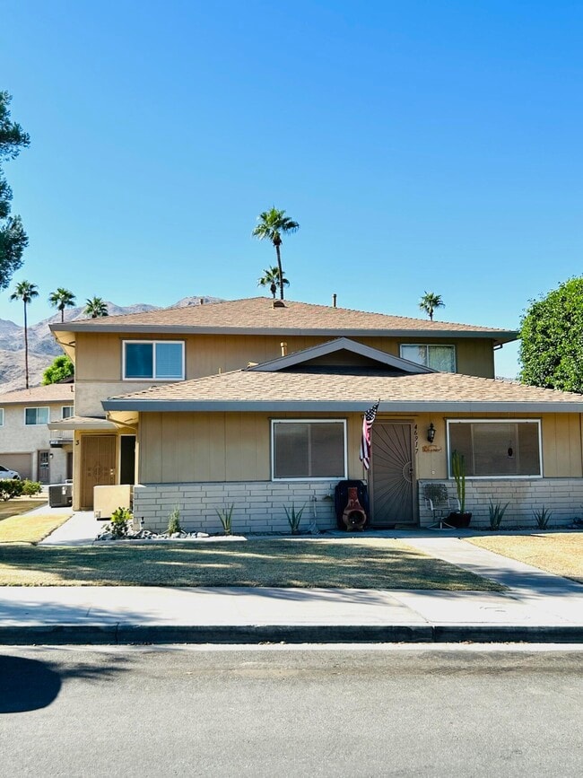 Building Photo - 46917 CA-74 Unit #3