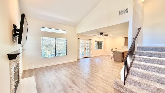 Photo - Beautifully Updated & Remodeled Townhome o...