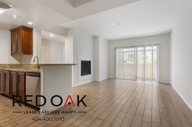 Building Photo - 11925 Kling St Unit 311