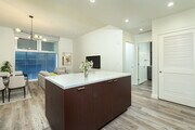 Photo - 630 W 6th St Unit 207