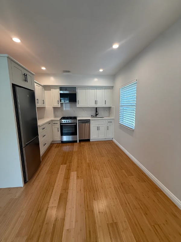 Photo - 10460 National Blvd Apartment Unit 2