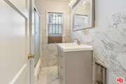 Photo - 1634 W 52nd St House