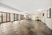 Photo - 1339 N Columbus Ave Unit 204