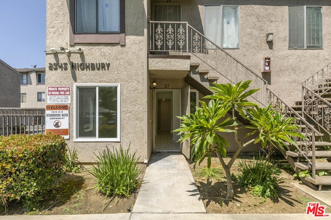 Photo - 2345 Highbury Ave Unit 21