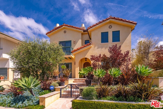 Photo - 851 19th St Condo Unit 104