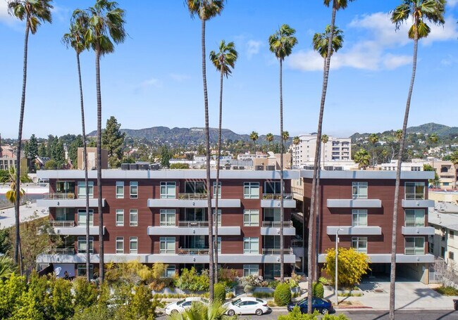 Building Photo - 6001 Carlton Way Unit 106