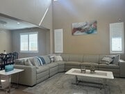 Photo - 8132 Finch St