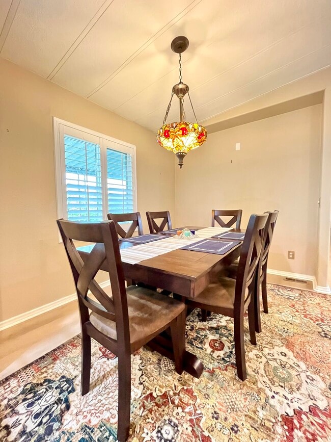 Photo - 39705 Manzanita Dr