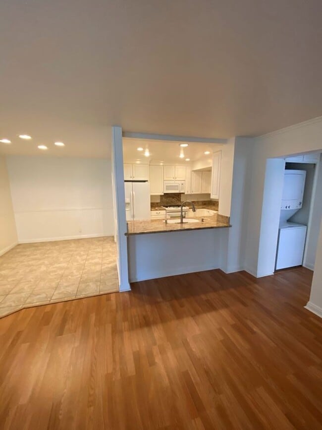 Photo - 2283 Martinique Ln Unit 2283 Martinique Lane