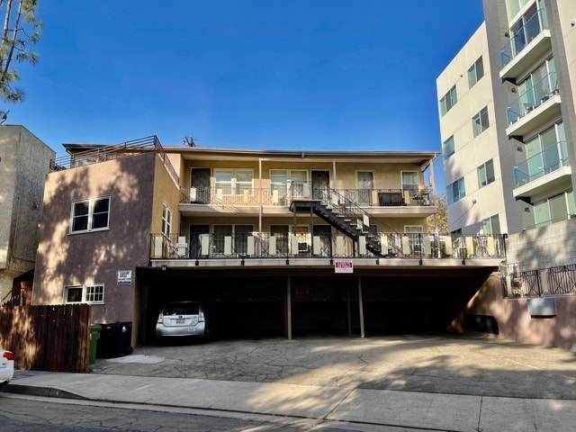 Building Photo - 12125 Valleyheart Dr Rental