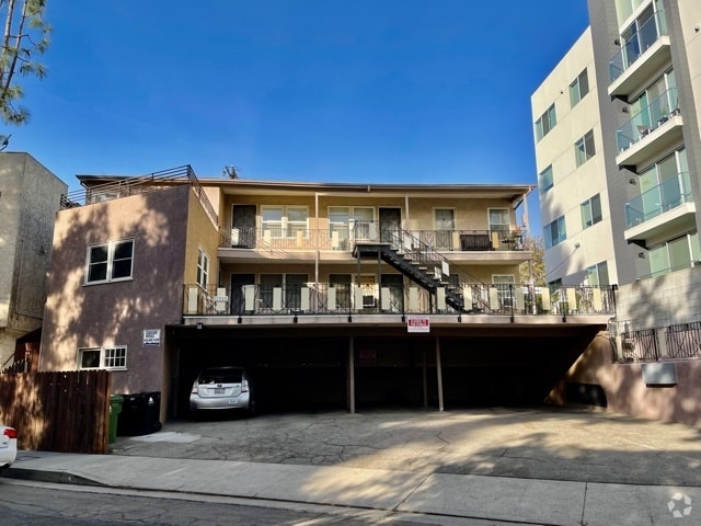 Building Photo - 12125 Valleyheart Dr Rental