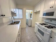 Photo - 810 E Chevy Chase Dr