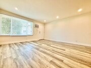 Photo - 358 S Commonwealth Ave Apartment Unit 14