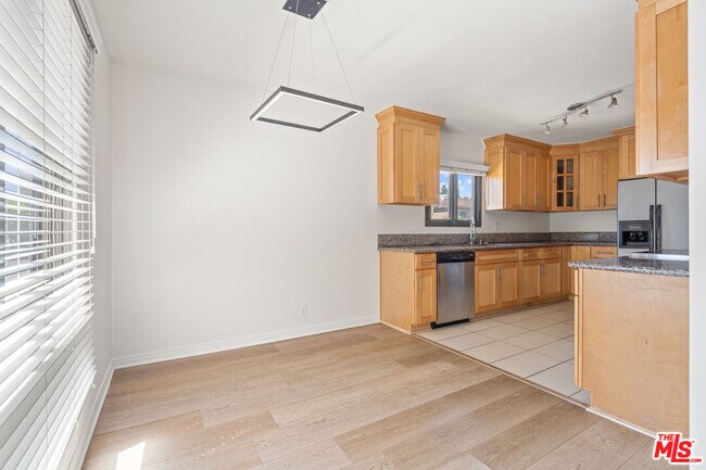 Photo - 8630 Falmouth Ave Unit 5