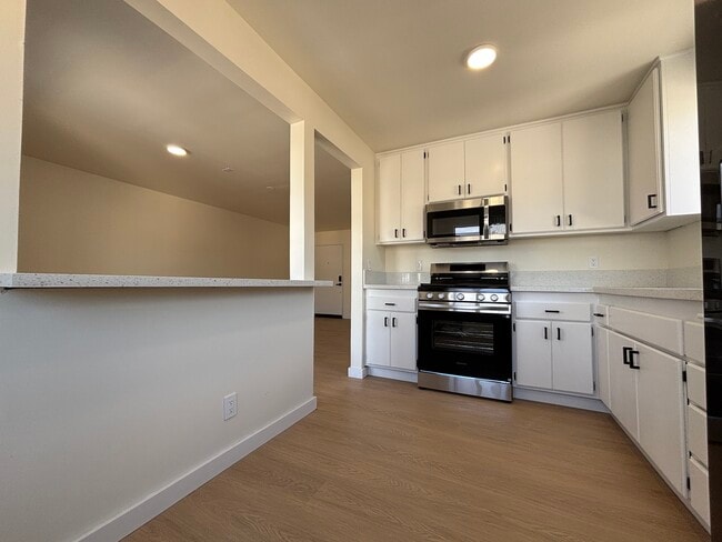 Photo - 6079 La Prada St