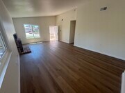 Photo - 7520 Woodbine Way
