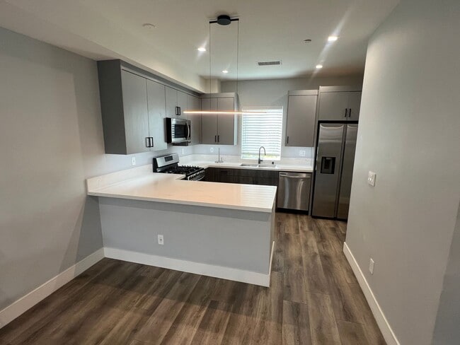 Photo - 14759 Friar St Apartment
