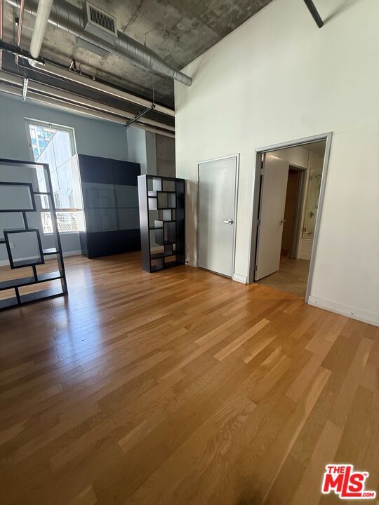 Photo - 645 W 9th St Unit 731