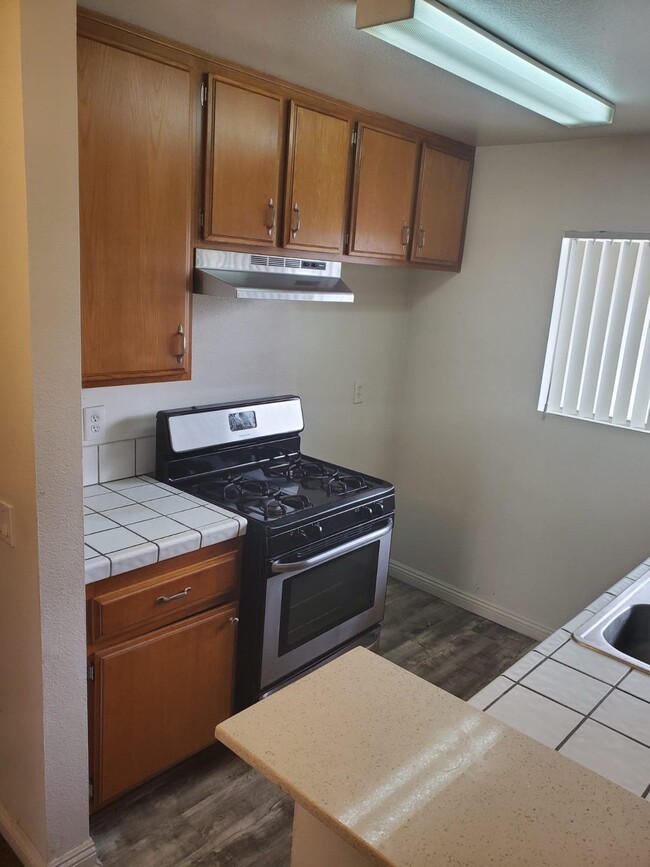 Photo - 14615 Burbank Blvd Unit 202B