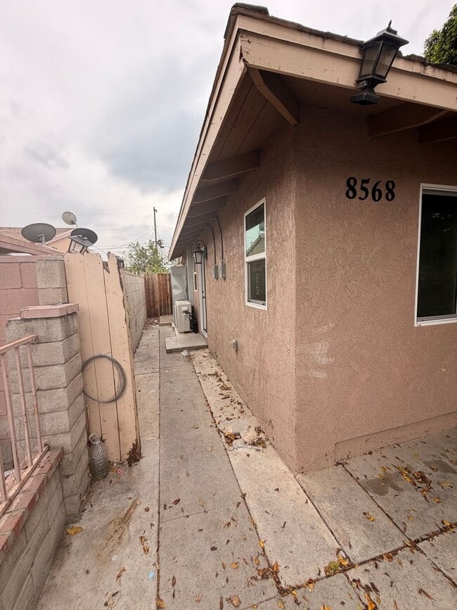 Photo - 8570 Via Norte Dr