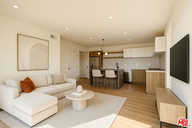 Building Photo - 5832 Virginia Ave Unit 403