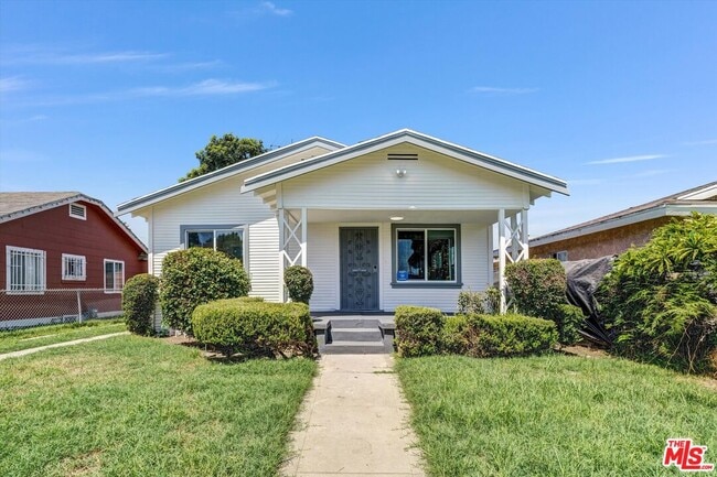 Photo - 1413 E 76th Pl House