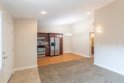 2 BR, 2 BA - 895 SF - El Palacio *$500 Off* Apartments