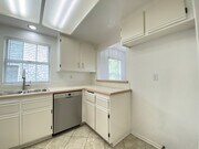Photo - Bright 2 Bedroom Condo in Oceanside!