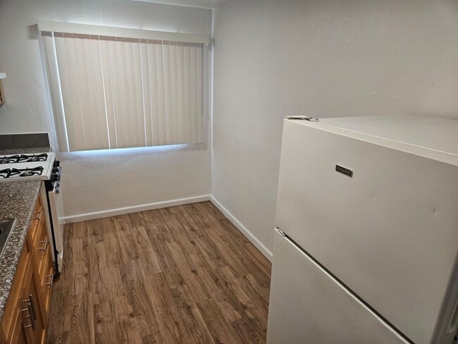 Photo - 4210-4216 Division Street Unit 4214