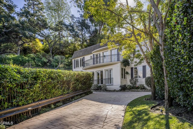 Photo - 980 Ellington Ln