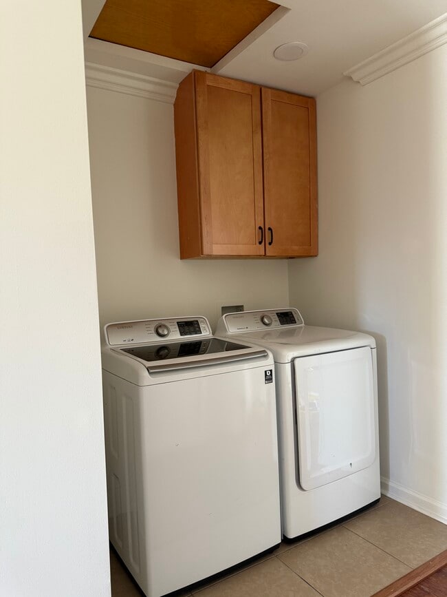 Photo - 10548 Tinker Ave