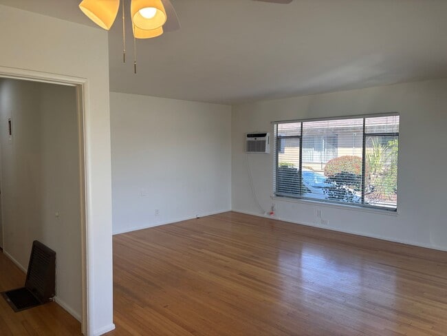 Photo - 215 S Baldwin Ave Unit 215 #A