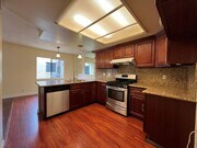 Photo - 3+2.5 w/pool + spa; water, trash + basic c... House