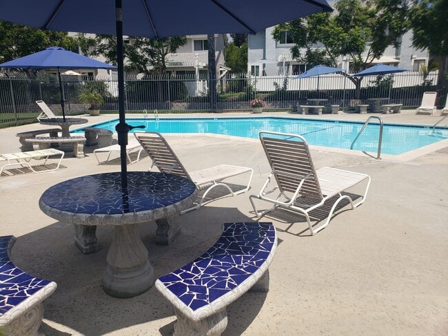 Building Photo - 406 Windjammer Cir Unit 406 Rental