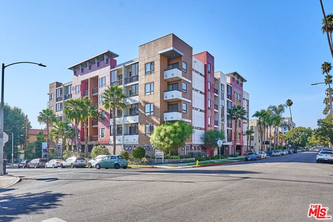 Photo - 345 S Gramercy Pl Condo Unit PH7