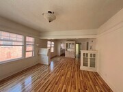 Photo - *Available Now! 1 Bedroom Apartment Walkin...