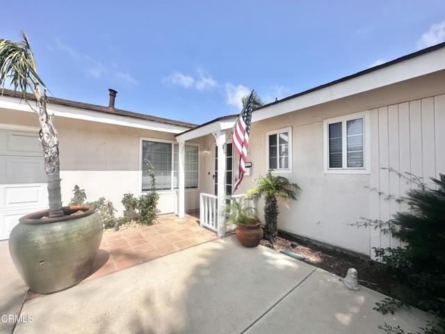 Photo - 2065 Abbott St