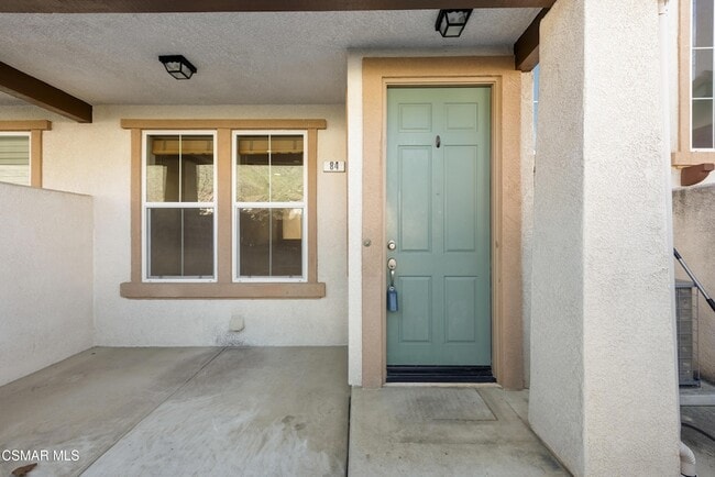 Photo - 84 Via Katrina