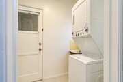 Photo - Walking distance to UCLA! Apartment Unit 681A