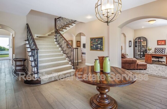 Photo - 3335 Caminito Daniella