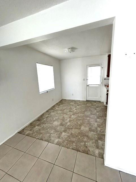 Photo - 429 W 6th St