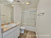 Photo - 15643 Wyandotte St Unit 306