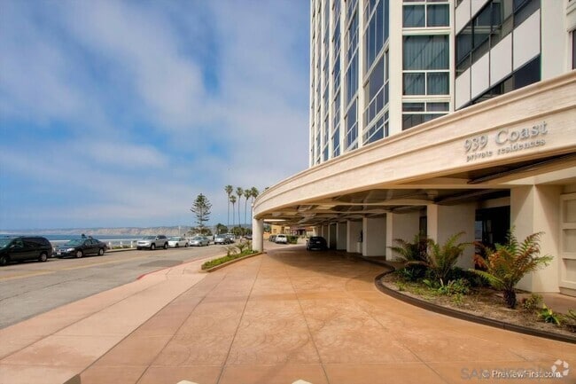 Building Photo - 939 Coast Unit LB Rental