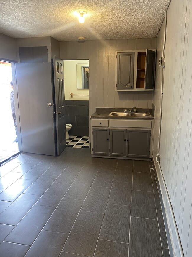 Photo - 4112 Santa Ana St Unit Studio /small kitchenette